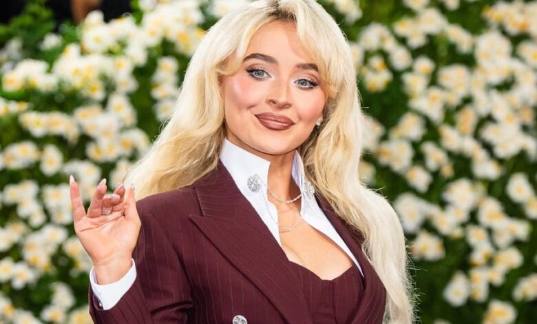 Sabrina Carpenter Height and Weight